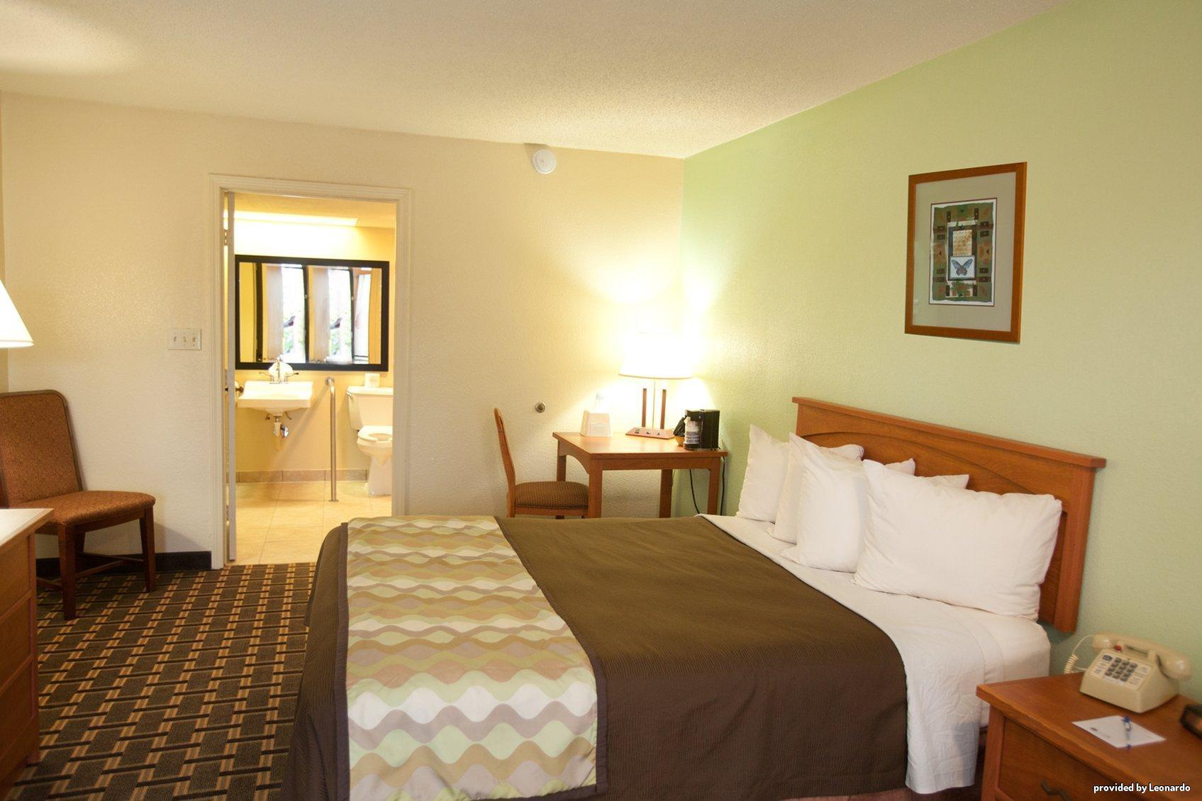 Western Coachlight Motel